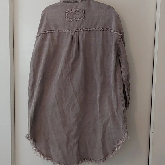 POL Mauve Washed Button-Up Shacket - Picture 3 of 3